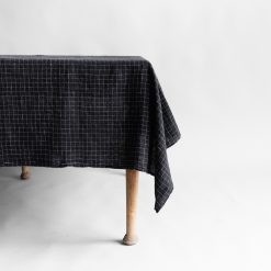 Alternative view of Linduk, Black checks 160 x 300 cm