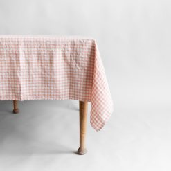 Alternative view of Linduk, Rosa rutet 140 x 250 cm