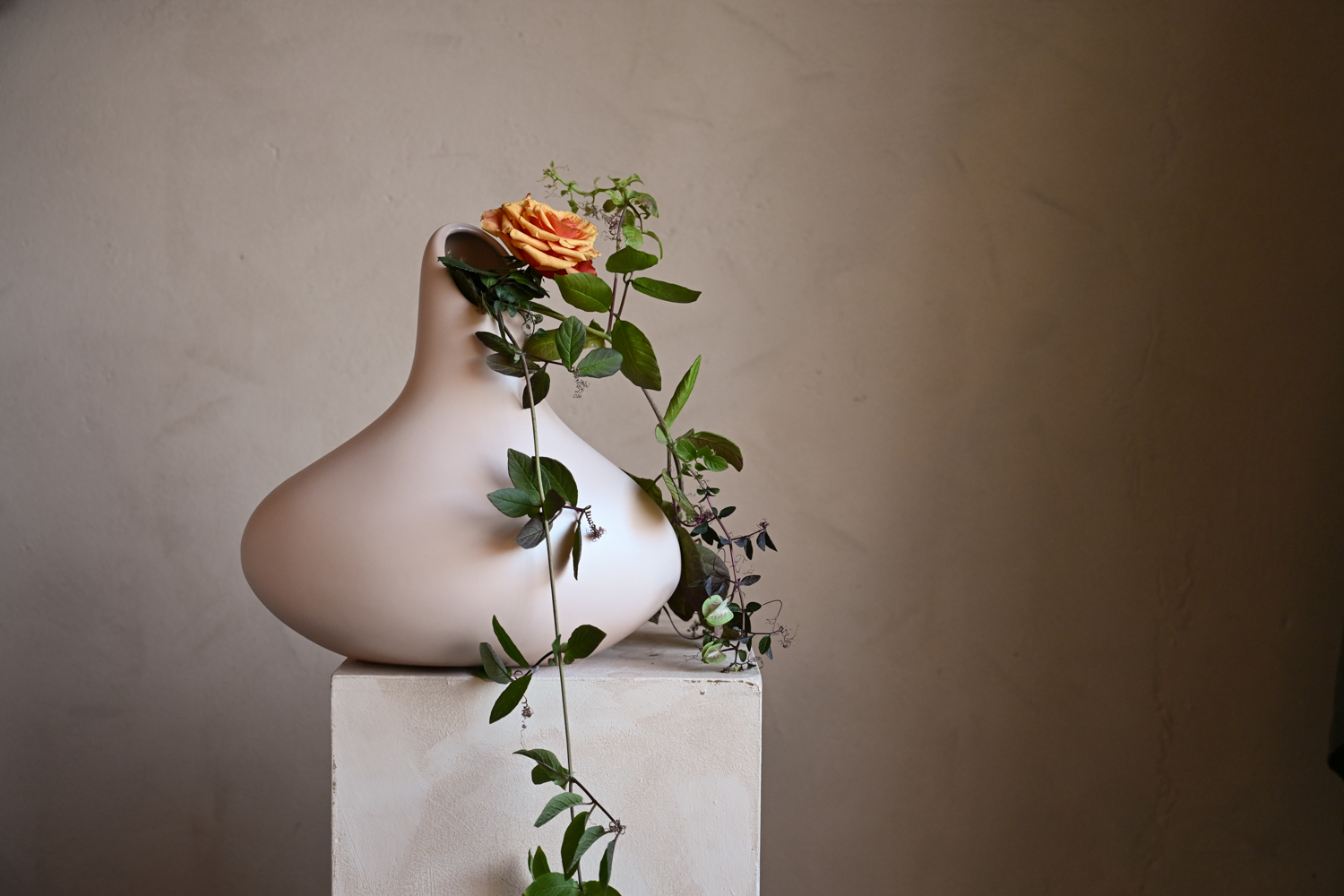 RAUS Gulvvase, Pudder - Bilde 2